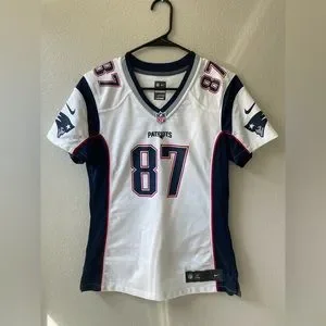 Womens pink top gronkowski jersey
